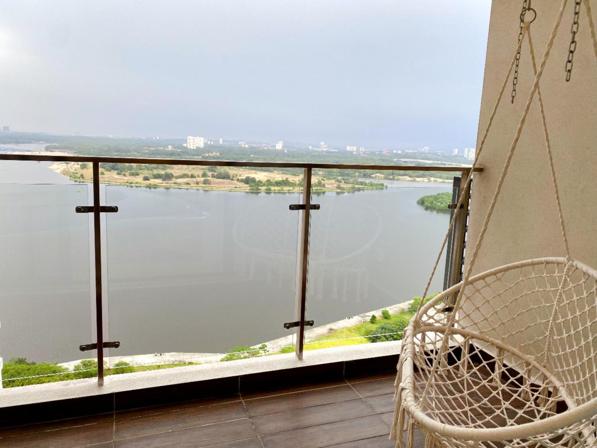 شقة Scenic Country Garden Danga Bay By Lions Bay جوهر بهرو الغرفة الصورة